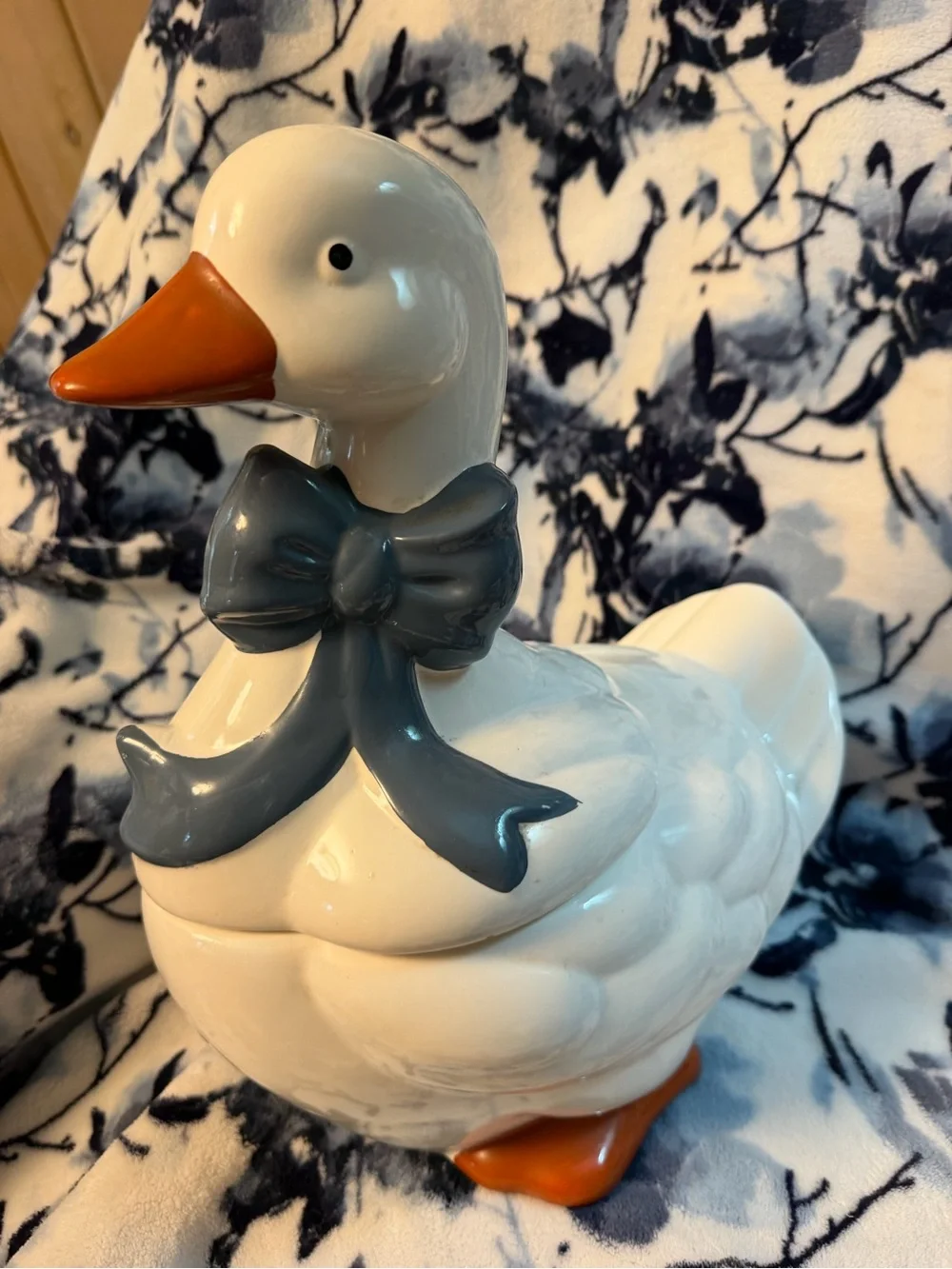 Vintage Mother Goose Large Ceramic Cookie Jar. Beautiful. Accepting Offers.